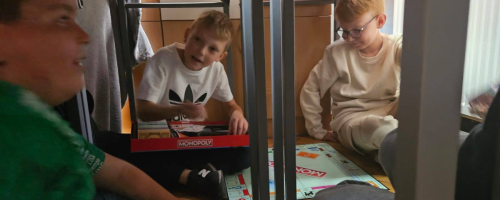 INTEGRACYJNY WIECZÓR GIER PLANSZOWYCH KLASY 4