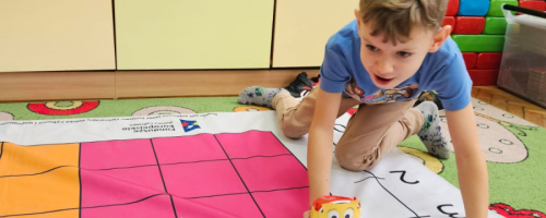 KUBUŚ PUCHATEK I MIÓD